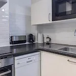 With Patio By Lovelystay Lisboa
