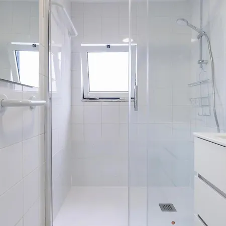Apartament With Patio By Lovelystay Lizbona